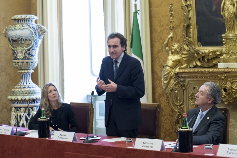 Convegno Camera dei Deputati - Roma 23.1.2018 - S. Dambruoso inaugura il Convegno