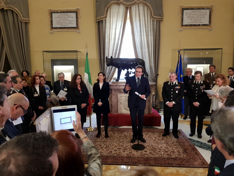 Convegno Camera dei Deputati - Roma 23.1.2018 - S. Dambruoso inaugura la mostra annessa al Convegno